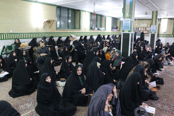 یادواره شهدای محله کوی «رهبر» در قم