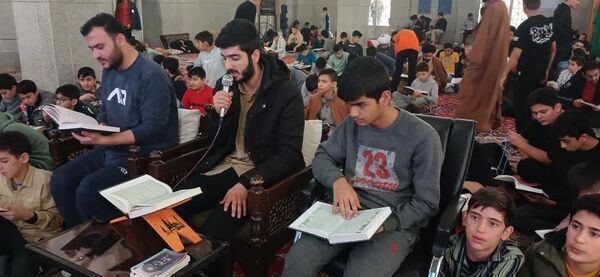 اعتکاف دانش‌آموزی مسجد مصلی اصفهان