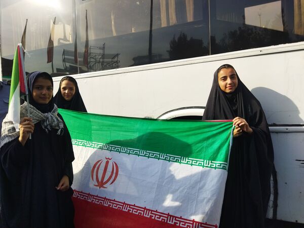 راهپیمایی ۱۳ آبان در تبادکان