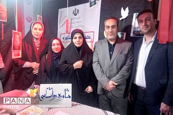 برپایی موکب «سلام شهید» به همت حوزه ۵۰۲ بسیج دانش آموزی ناحیه دو شهرری 