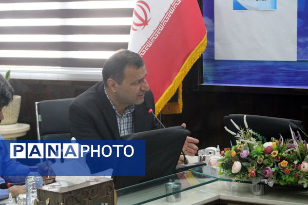 نشست شورای برنامه‌ریزی و نظارت تعلیم و تربیت کودک آموزش و پرورش استان بوشهر