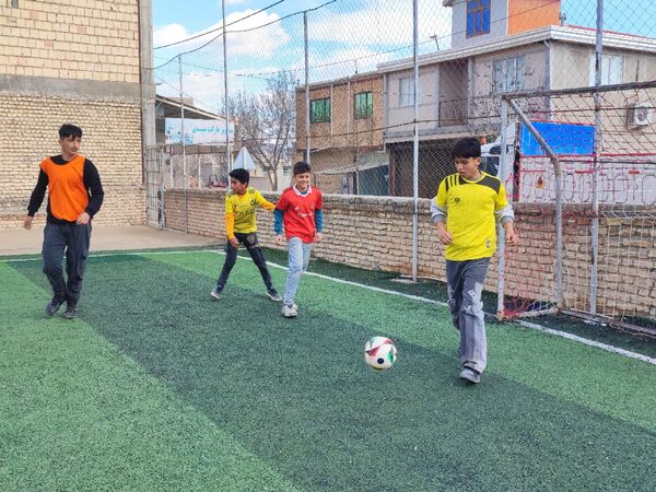 افتتاح چمن مصنوعی روستای قره مصلی