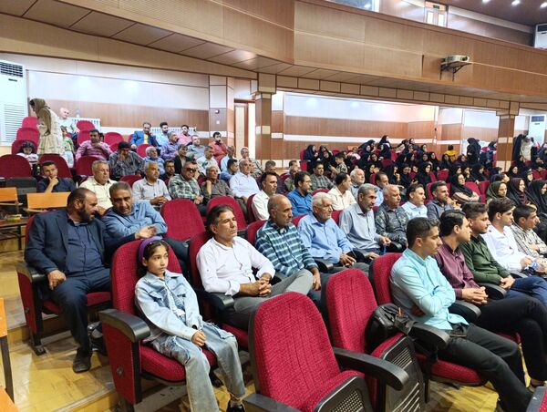 مراسم تجلیل از معلمان شهرستان فراشبند