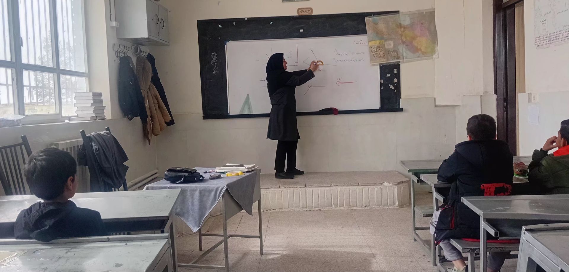 برپایی کلاس های جبرانی در مدرسه شهید جانکی