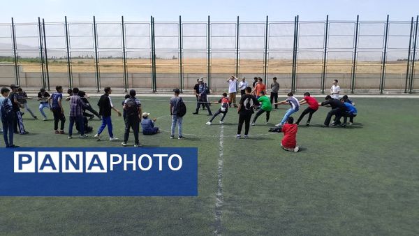 روزی پرانرژی برای پسران ناحیه یک زنجان و منطقه ایجرود در اردوی دانش‌آموزی یک‌روزه