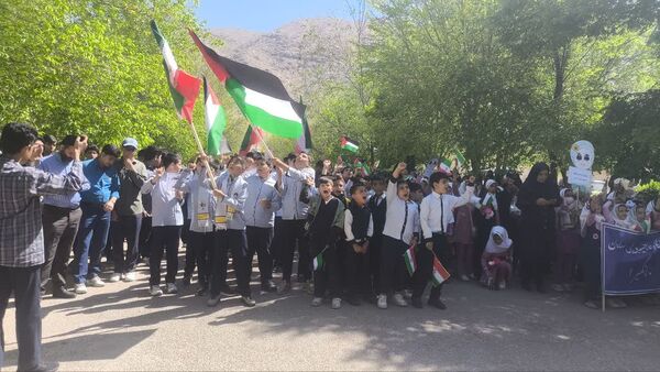 نوجوانان وجوانان زرقانی ثابت کردندکه با مردم فلسطین هم درد هستند 