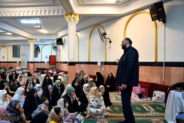 حضور دانش‌آموزان ناحیه یک کرج در نخستین روز اعتکاف دانش‌آموزی