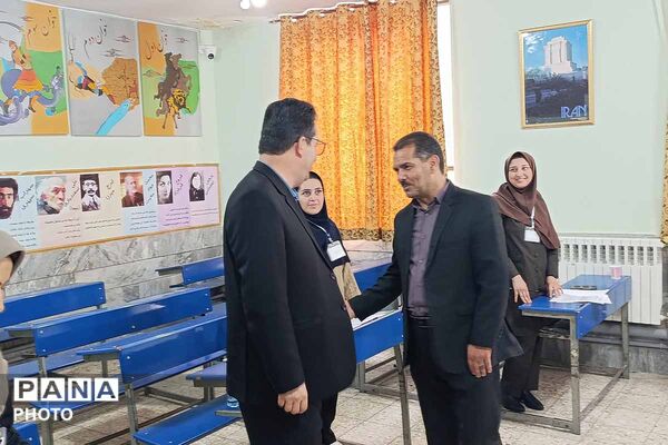 نمایش توانمندی دانش‌آموزان در جشنواره نوجوان خوارزمی/2