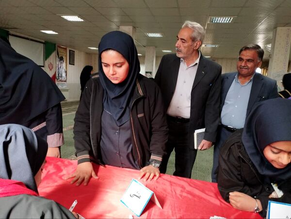 برگزاری انتخابات شورای دانش‌آموزی در مدارس شهرستان بافق