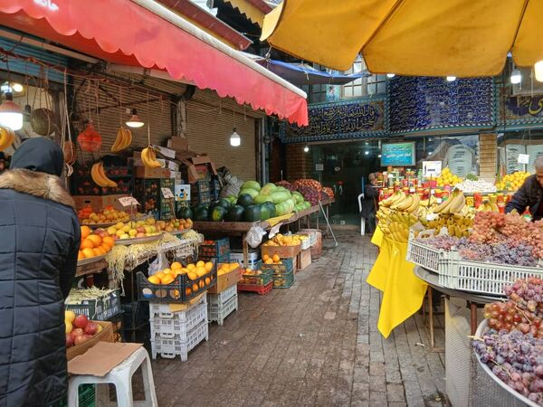 شب یلدا در بازار رشت
