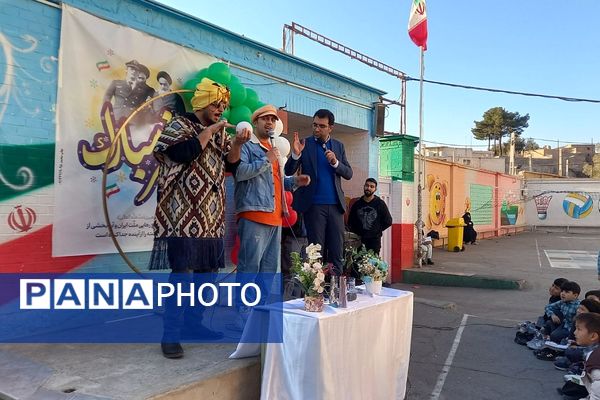 جشن دهه فجر و اعیاد شعبانیه در آموزشگاه شیخ جنید پیشوا