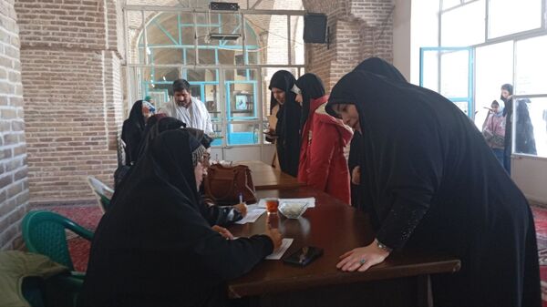 میز خدمت در نماز جمعه هفتۀ اول بهمن ماه
