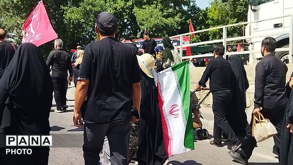 عاشقان حسینی ( ع) به یاد پیاده روی اربعین در نیشابور پیاده روی کردند-۲
