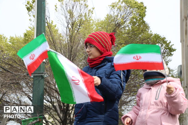 نسل جدید، پای آرمان‌های انقلاب 