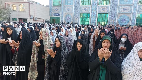 اقامه نماز عید فطر در مسجد امام سجاد  نیشابور 