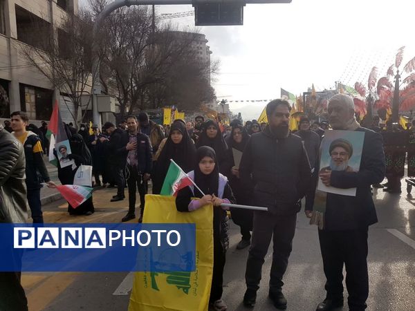 تشییع نمادین شهدای مقاومت درمشهد