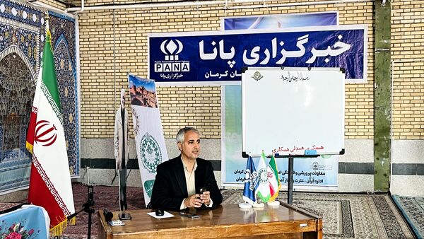 آموزش مقدماتی خبرنگاری پسران کرمان در آموزشگاه پیامبر اعظم(ص)