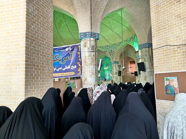 تجلی پیوند مدرسه و مسجد 
