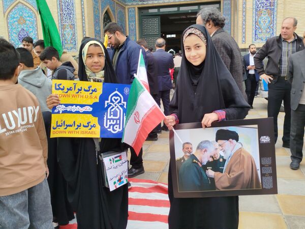 مردم ملارد در حمایت از آرمان‌های فلسطین به خیابان‌ها آمدند 