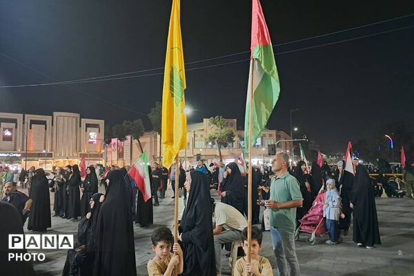 حضور دانش‌آموزان دبیرستان اسلامی تزکیه ناحیه دو شهرری در تجمعات شبانه 