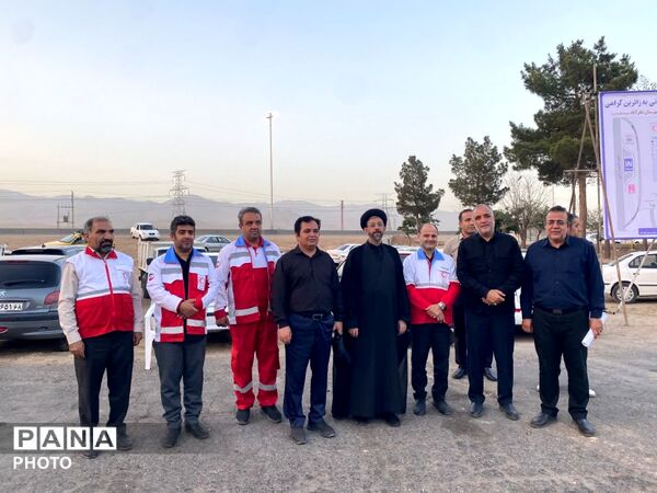 خدمت بی‌وقفه امدادگران هلال‌احمر به زائران