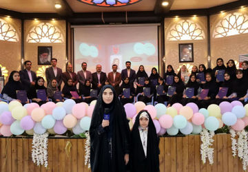 تقدیر از دانش‌آموزان برگزیده جشنواره‌های علمی و پژوهشی و خوارزمی ناحیه ۵ اصفهان