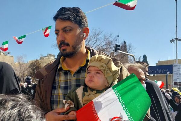 حضور پرشور مردم شیراز در راهپیمایی 22 بهمن، خون تازه در رگ‌های انقلاب 