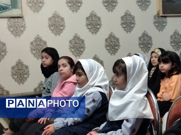 آموزش مقدماتی خبرنگاری در کانون ١۵ خرداد ناحیه ٣ آغاز شد