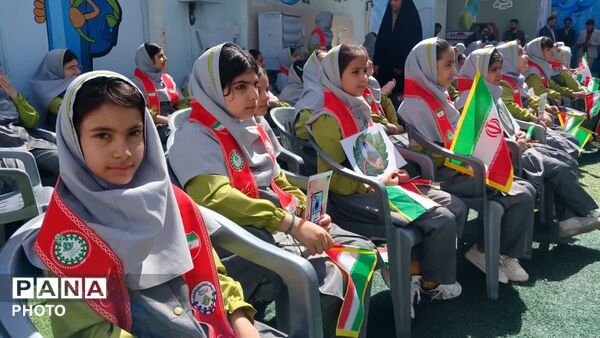 گرامیداشت بیست‌وهفتمین سالروز تأسیس سازمان دانش‌آموزی در یاسوج 