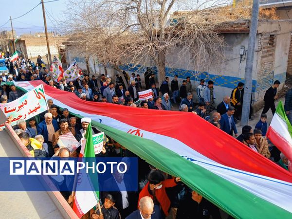 حضور باشکوه مردم کندر در راهپیمایی ۲۲ بهمن