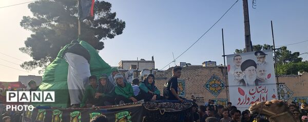 ورود باشکوه کاروان بنی اسد (ع) و نخل بزرگ فدافن به میعاد گاه عاشقان 