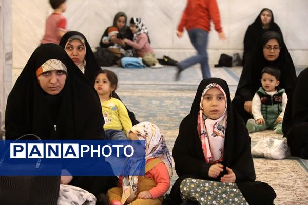 جشن میلاد امام حسین (ع) در امامزاده سید عباس بن موسی در بجنورد