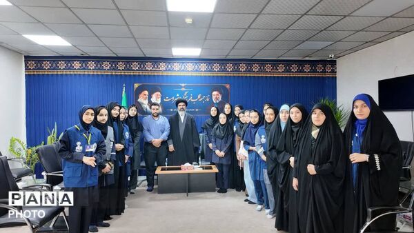 گفت‌وگوی نسل نو؛ دیدار خبرنگاران پانا با امام جمعه بهارستان