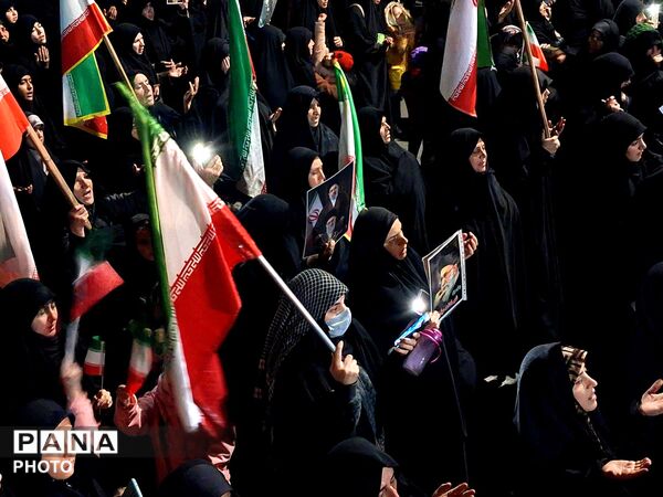پانزدهمین شب از پرتاب موشک اتحاد؛ هر شب در کف خیابان