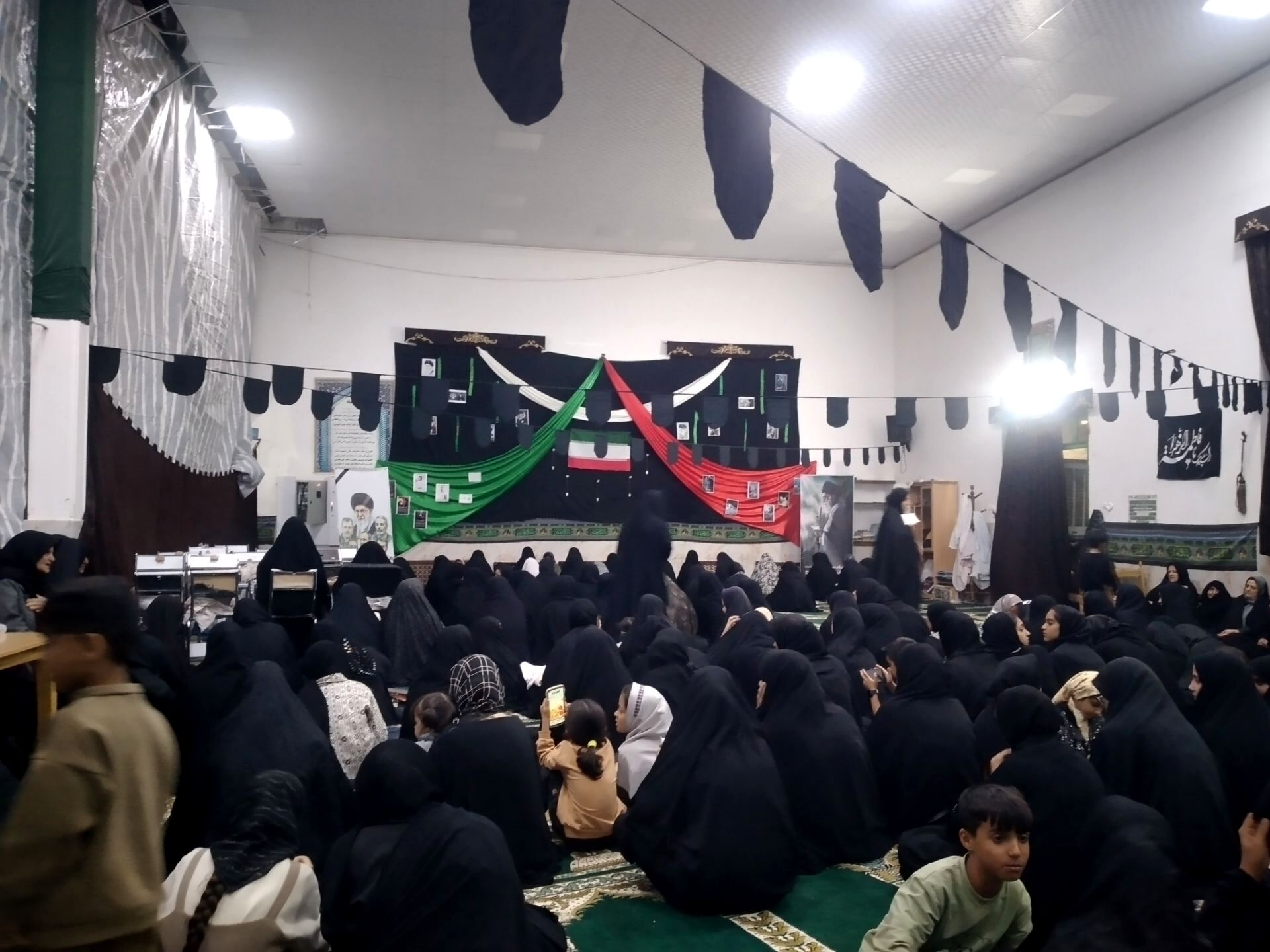 سومین شب قدر در مسجد جامع فیض آباد