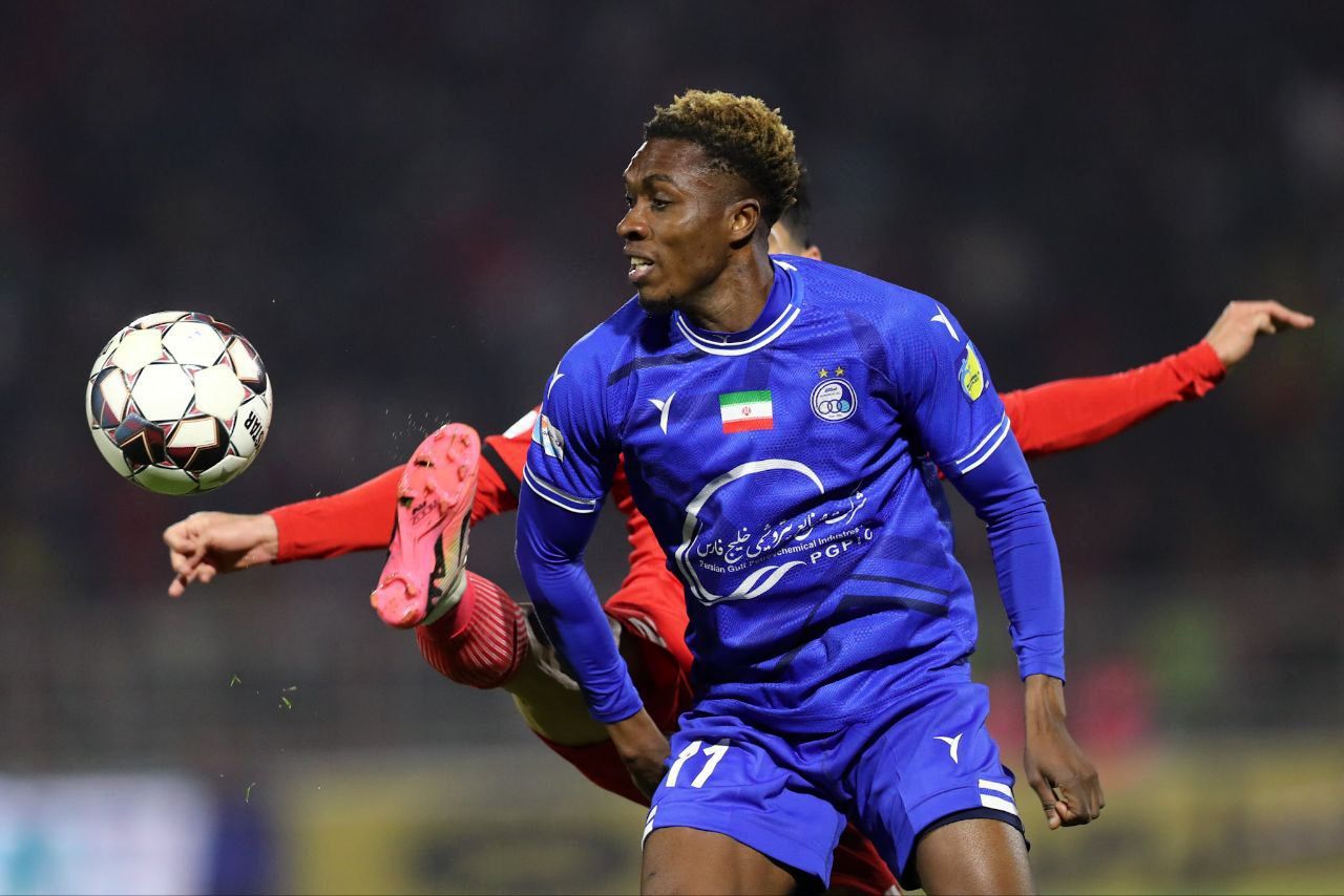 مهاجم غنایی استقلال در نفتچی ازبکستان