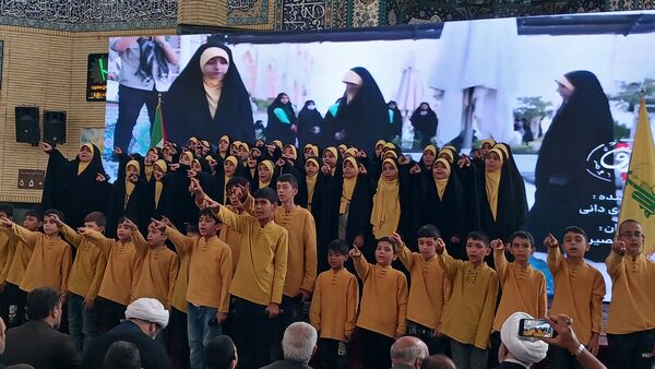 مراسم بزرگداشت مجاهد شهید سیدحسن نصرالله در مسجد خاتم‌الانبیا شهرستان ملارد