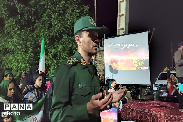 پرچم عزت را می‌بریم بالا 