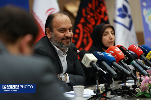 نشست خبری معاون پرورشی و فرهنگی وزیر آموزش‌وپرورش - 3
