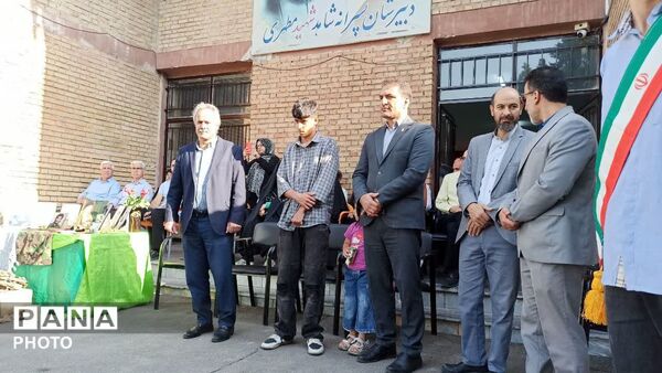 میثاق با آرمان‌ها در دبیرستان شاهد مطهری؛ رنگ‌وبوی روزهای آغازین