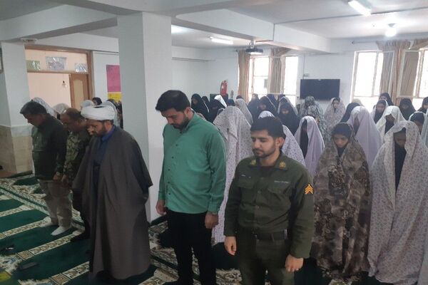 گرامیداشت هفته نیروی انتظامی در دبیرستان شهید مجید دهنوی