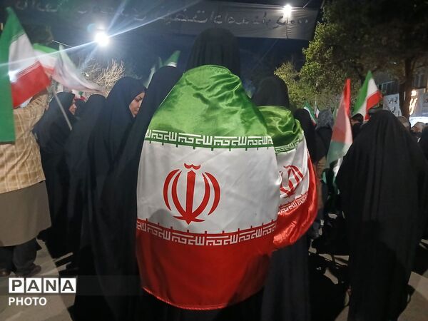 حال و هوای اندوه در حسینیه امام خمینی با حضور شهید رضا روزگرد 