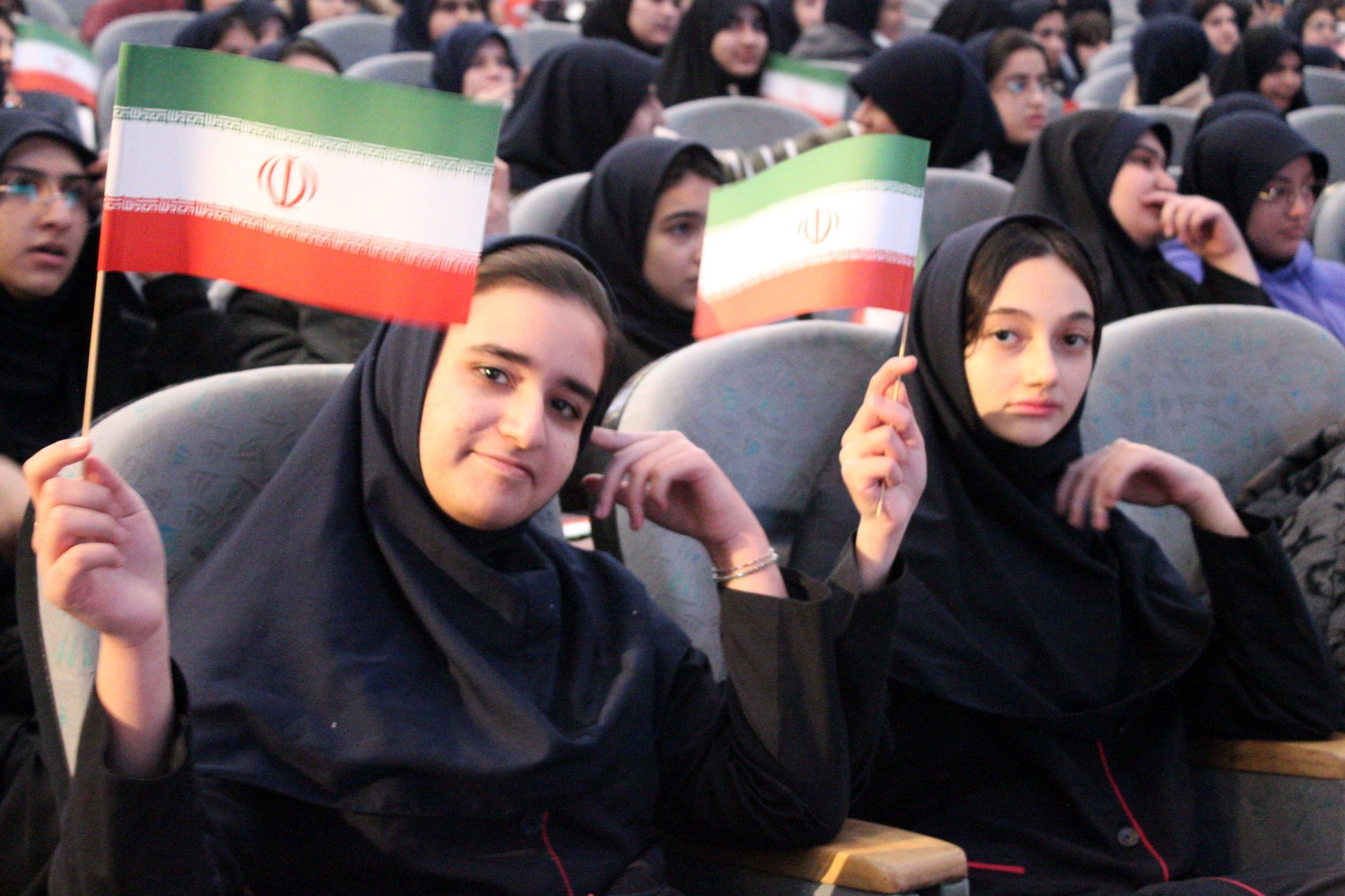 جشن باشکوه هه فجر در سالن نژاد فلاح کرج