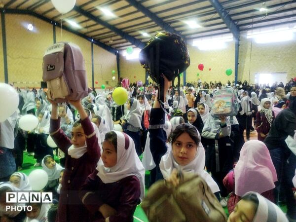 دختران ارسنجانی پیرو دختران شهید مینابی