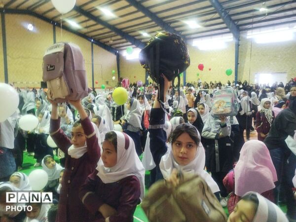 دختران ارسنجانی پیرو دختران شهید مینابی