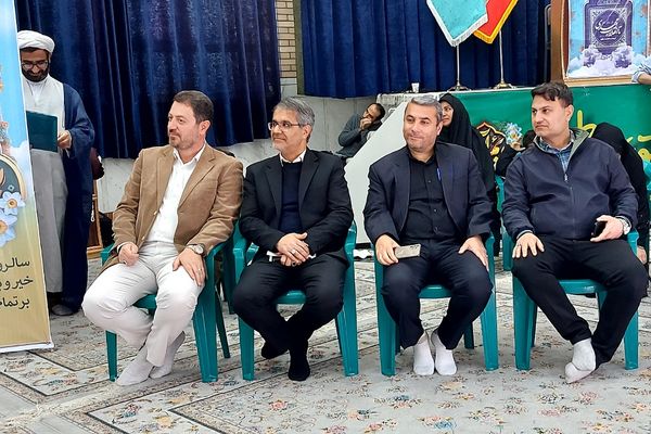 جشن تکلیف دانش‌آموزان دختر منطقه کهریزک 