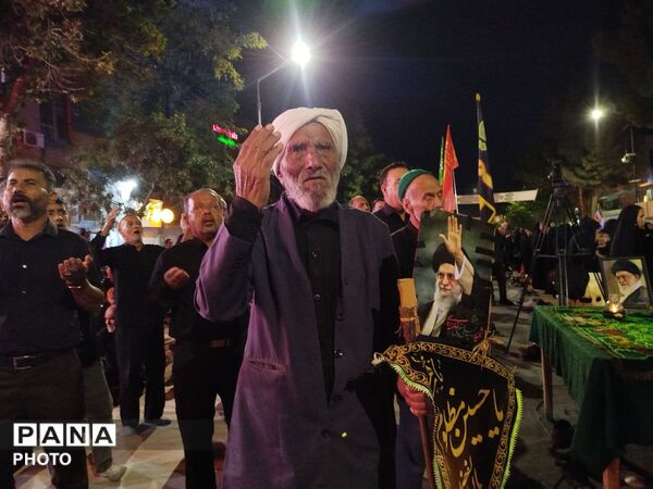 خیابان امام خمینی شهرستان نیشابور باز هم اجتماعات شبانه مردم این شهر را در برمی‌گیرد