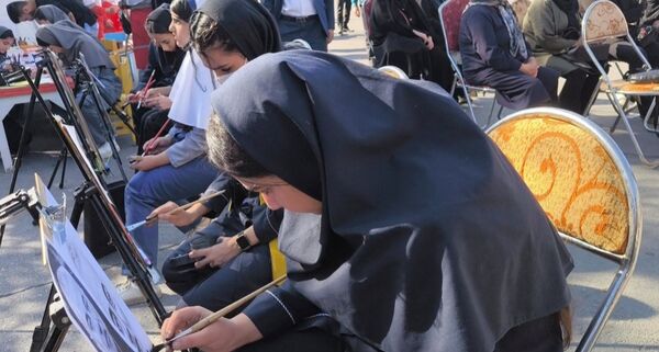 راهپیمایی ۱۳ آبان در شهرستان آباده 