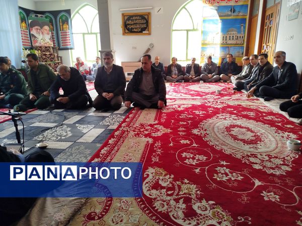 دیدار فرماندار فاروج با امام جمعه به مناسبت آغاز دهه فجر 