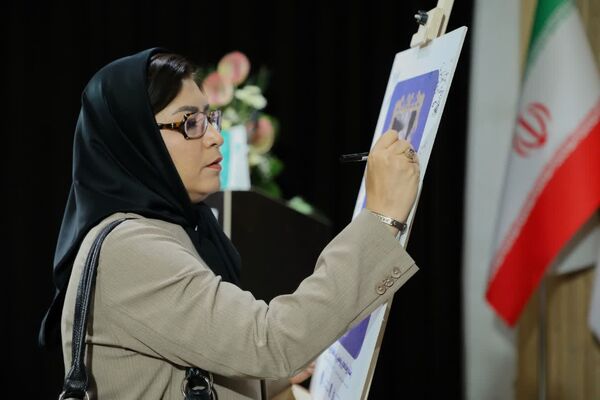 مراسم بزرگداشت ایرج افشار در دانشگاه امام‌جواد(ع) یزد